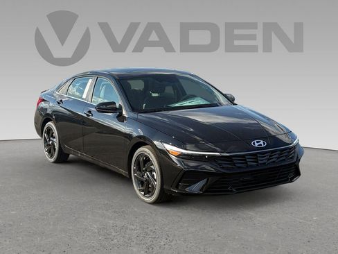 New 2026 Hyundai Elantra SEL Sport Premium image 28