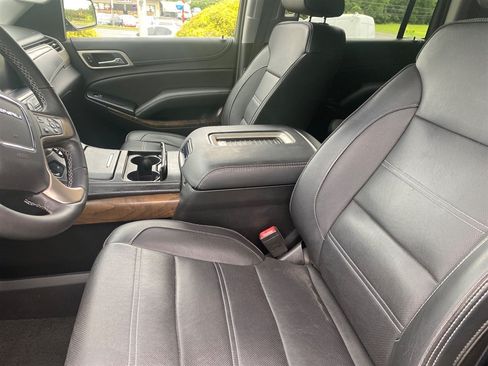 Used 2018 GMC Yukon XL Denali w/ Denali Ultimate Package AWD/4WD image 9