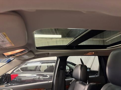 Used 2013 Jeep Grand Cherokee Limited w/ Trailer Tow Group image 14