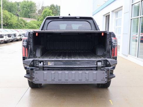 New 2025 GMC Sierra EV Denali image 33