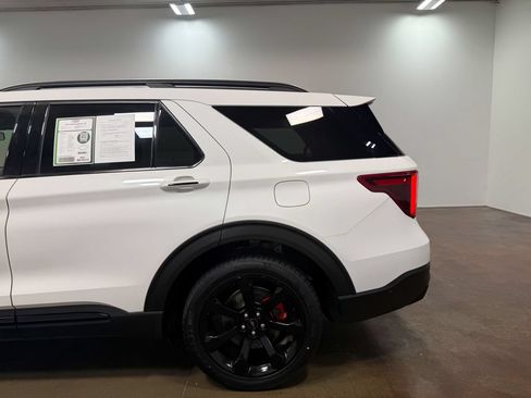 Used 2021 Ford Explorer ST w/ ST Street Pack AWD/4WD image 36