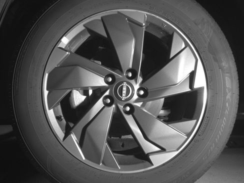 Used 2025 Nissan Rogue SV FWD image 12
