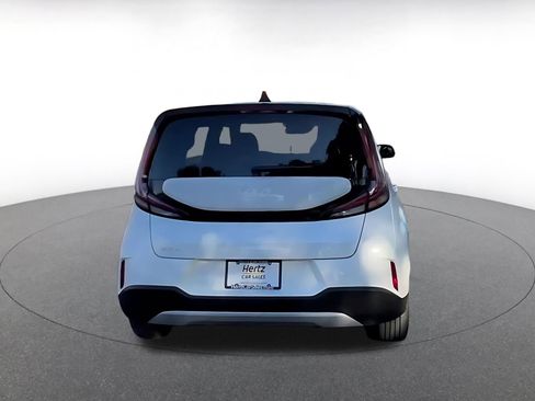 Used 2025 Kia Soul LX w/ LX Technology Package image 12