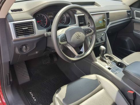 Used 2021 Volkswagen Atlas SE w/ Panoramic Sunroof Package FWD image 15