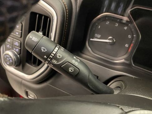 Used 2022 GMC Sierra 1500 AT4 w/ AT4 Premium Package AWD/4WD image 32
