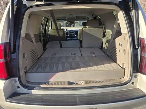Used 2016 Chevrolet Tahoe LT w/ Luxury Package image 10