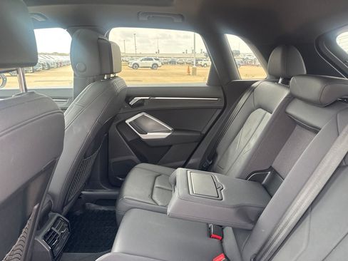 Used 2020 Audi Q3 2.0T Premium w/ Convenience Package AWD/4WD image 39