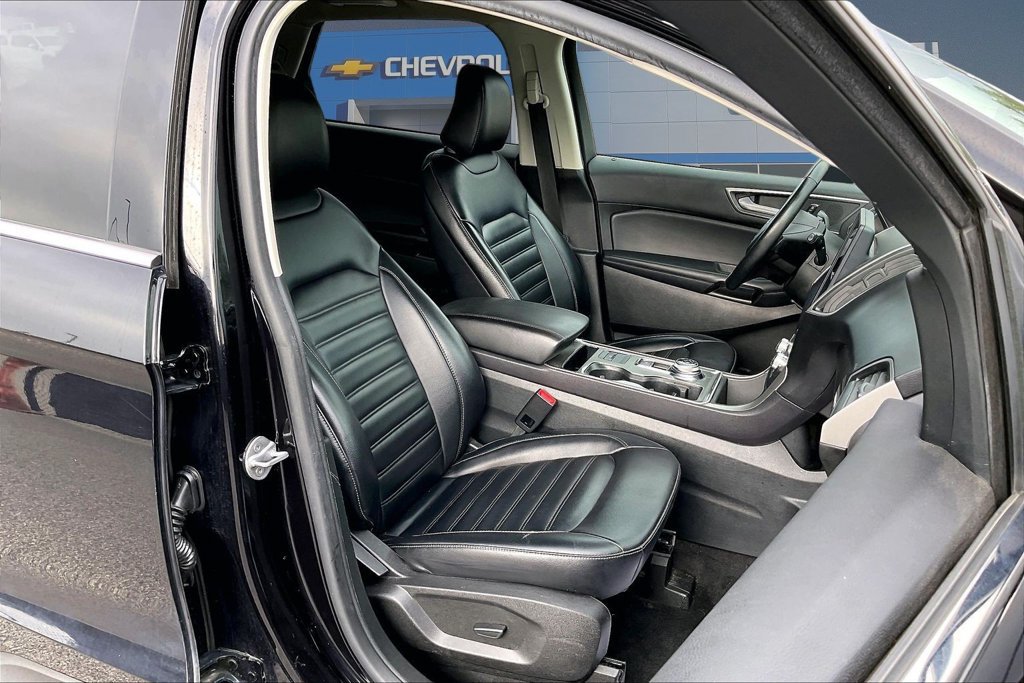 Used 2023 Ford Edge SEL AWD/4WD image 33