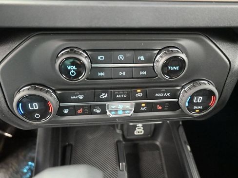 New 2026 Ford Bronco Outer Banks AWD/4WD image 3
