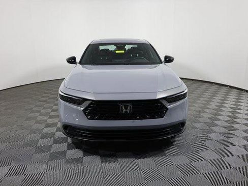 Used 2023 Honda Accord Sport image 2