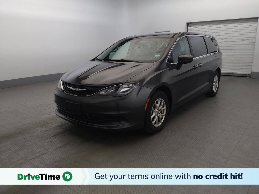 Used 2017 Chrysler Pacifica Touring FWD image 1