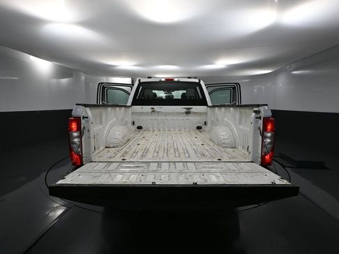 Used 2022 Ford F250 XL w/ Power Equipment Group AWD/4WD image 39