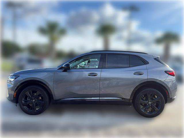 Used 2022 Buick Envision Essence w/ Sport Touring Package FWD image 2