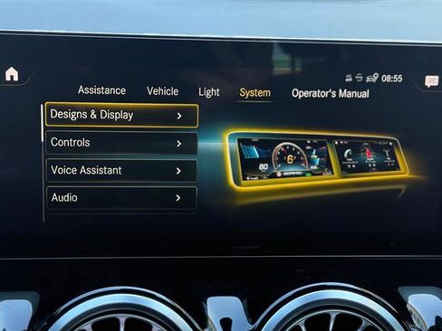 Used 2023 Mercedes-Benz GLA 35 AMG 4MATIC image 44