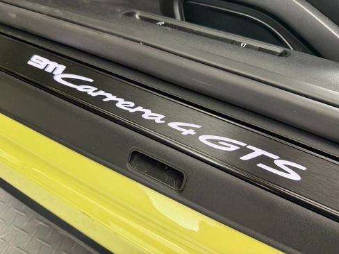 Used 2025 Porsche 911 Carrera 4 GTS image 17