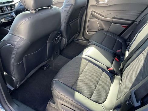 New 2025 Ford Escape SE image 26