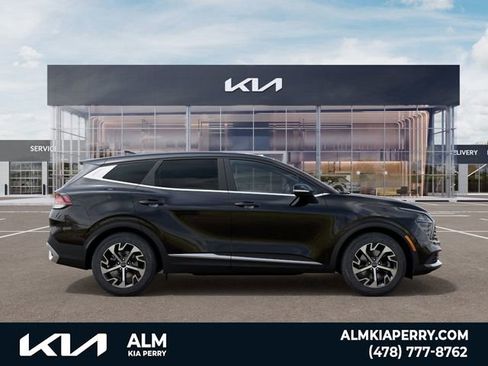 New 2025 Kia Sportage EX image 7