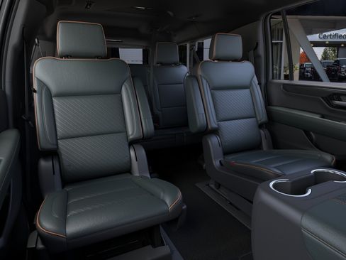 New 2026 GMC Yukon XL AT4 w/ AT4 Premium Package AWD/4WD image 17