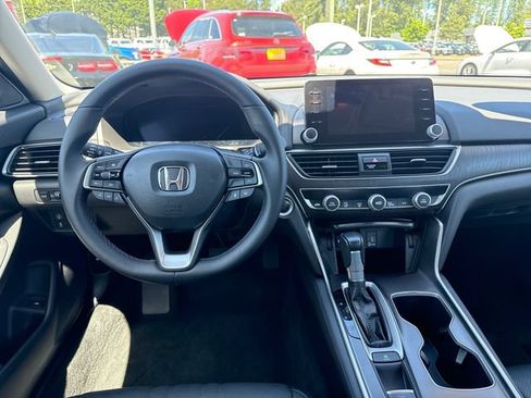 Used 2019 Honda Accord EX-L image 12