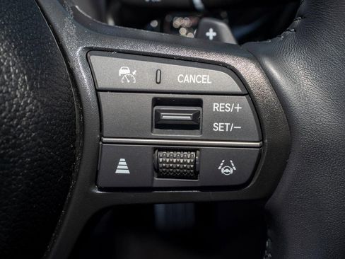 Used 2025 Honda Accord Sport image 30