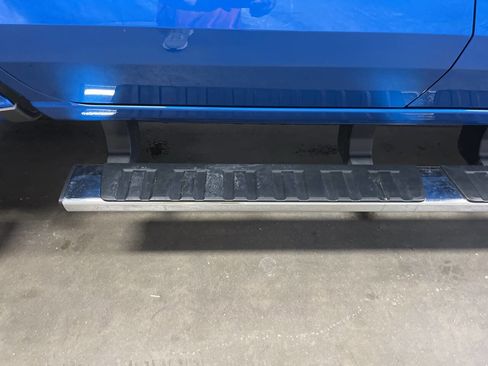 Used 2024 Chevrolet Colorado Trail Boss w/ Technology Package image 28