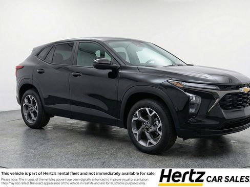 Used 2025 Chevrolet Trax LT w/ LT Convenience Package FWD image 1
