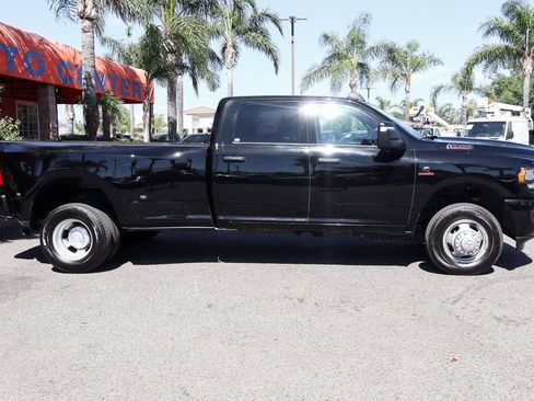 Used 2024 RAM 3500 Tradesman image 11