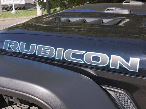 Used 2021 Jeep Wrangler Unlimited Rubicon 4xe w/ Steel Bumper Group image 18