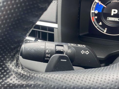 Used 2022 Mitsubishi Outlander SE image 28