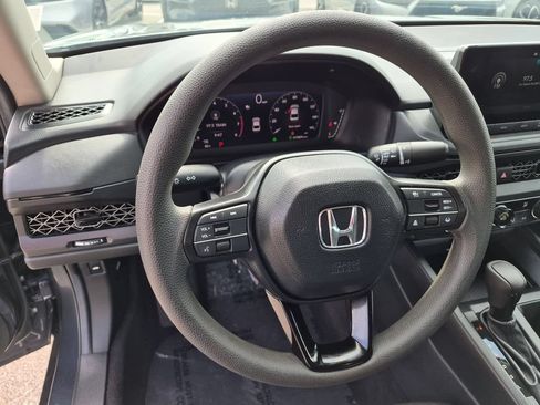 Used 2025 Honda Accord LX image 21