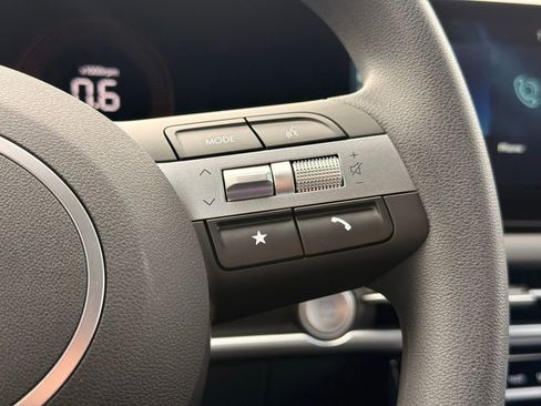 New 2026 Hyundai Santa Cruz SE FWD image 18