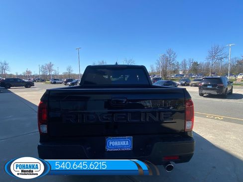 New 2026 Honda Ridgeline Black Edition image 4