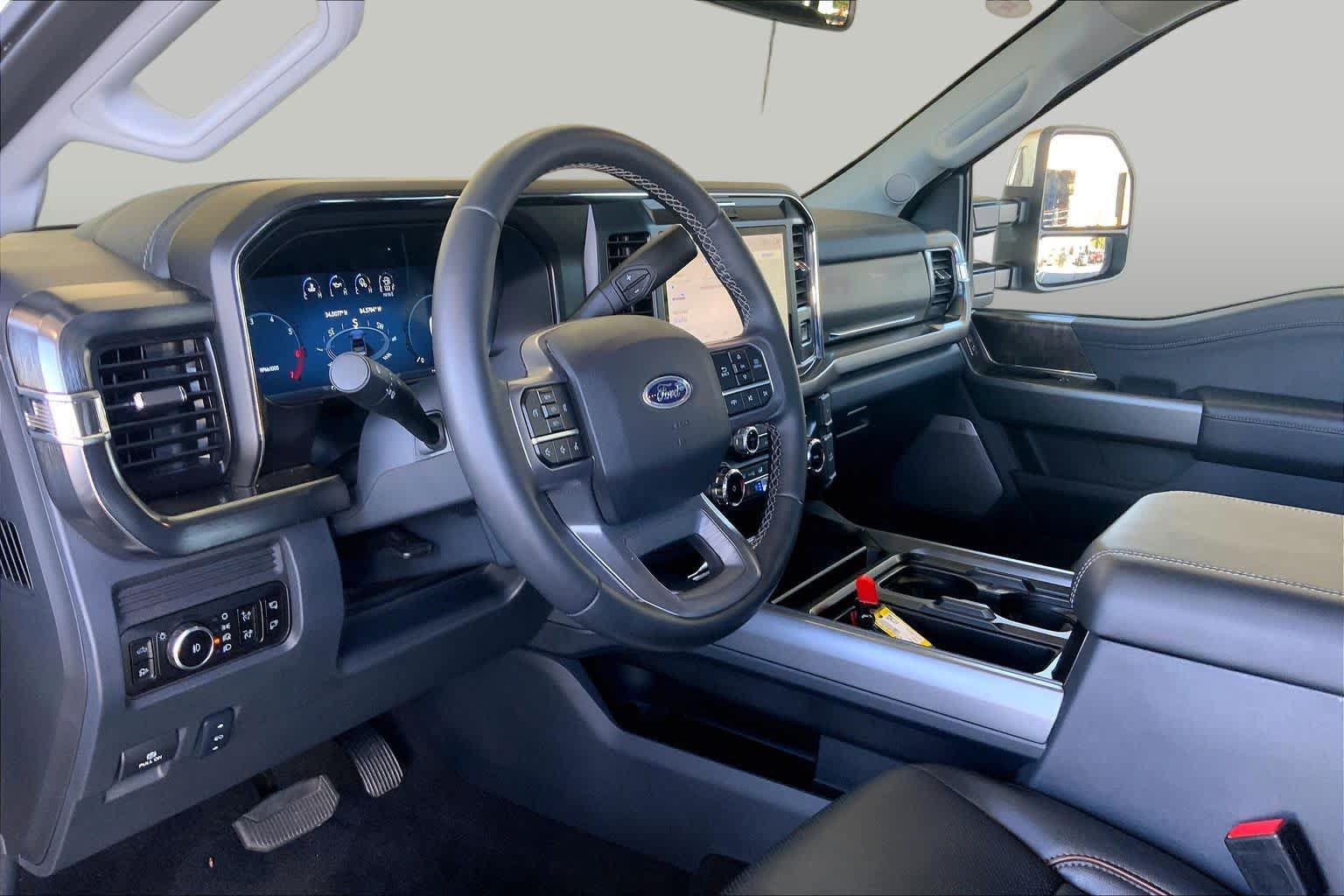 Used 2026 Ford F250 Lariat w/ Tremor Off-Road Package AWD/4WD image 17