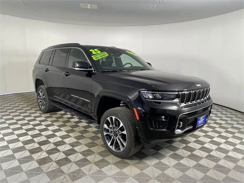 Certified 2025 Jeep Grand Cherokee L Overland w/ Advanced Protech Group III image 23