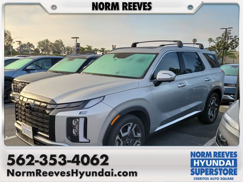 Used 2024 Hyundai Palisade Limited FWD image 1