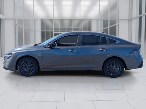 New 2026 Nissan Sentra SV w/ SV Convenience Package FWD image 2