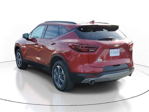 Certified 2024 Chevrolet Blazer LT w/ Convenience Package image 3