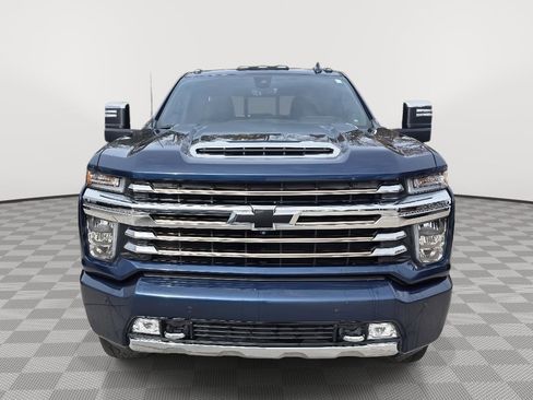 Used 2020 Chevrolet Silverado 2500 High Country w/ Z71 Off-Road Package image 2