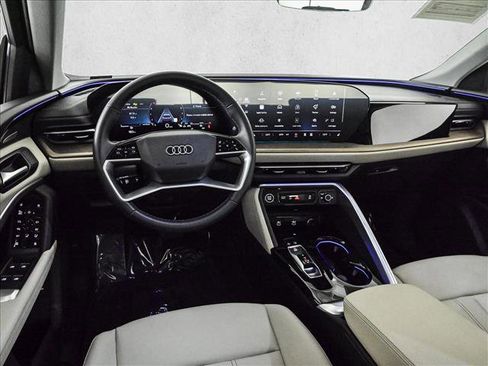 Certified 2025 Audi Q5 Premium Plus w/ Premium Plus image 19