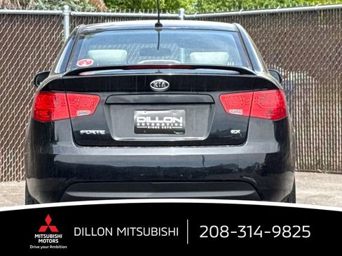 Used 2011 Kia Forte EX FWD image 5