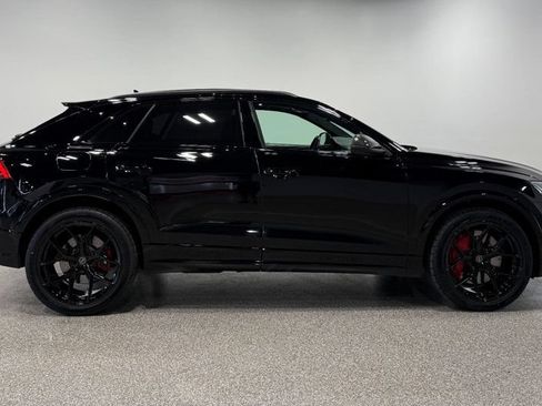 Used 2021 Audi RS Q8 w/ Carbon Optic Package AWD/4WD image 32