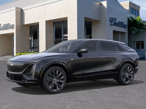 New 2026 Cadillac Lyriq Signature Sport w/ LPO, Floor Liner Package image 2