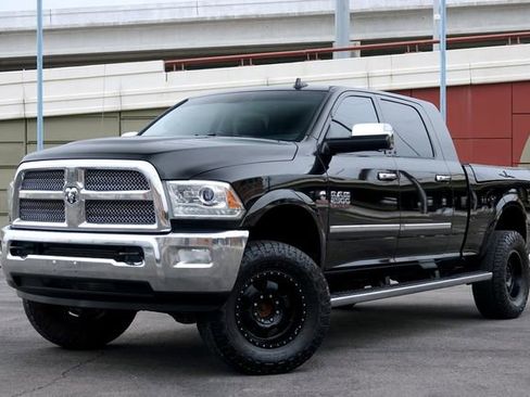 Used 2014 RAM 2500 Limited image 7
