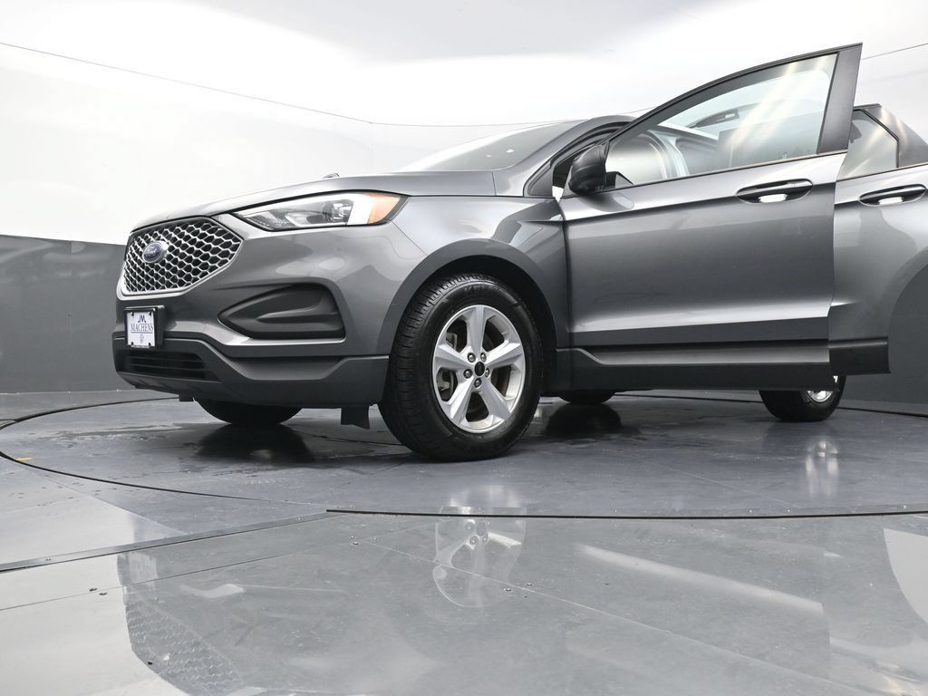 Used 2023 Ford Edge SE AWD/4WD image 31
