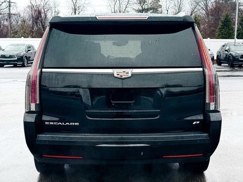 Used 2015 Cadillac Escalade Platinum image 6