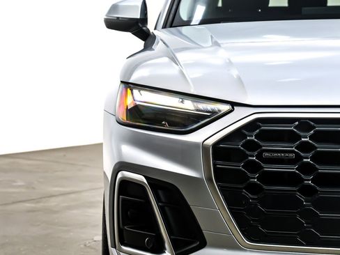 Used 2023 Audi Q5 e Premium Plus w/ Premium Plus Package image 14