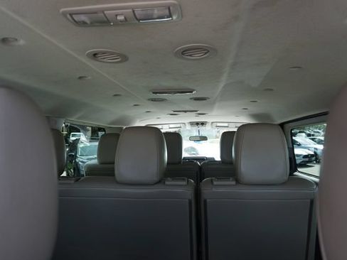 Used 2017 Nissan NV 3500 SL RWD image 22