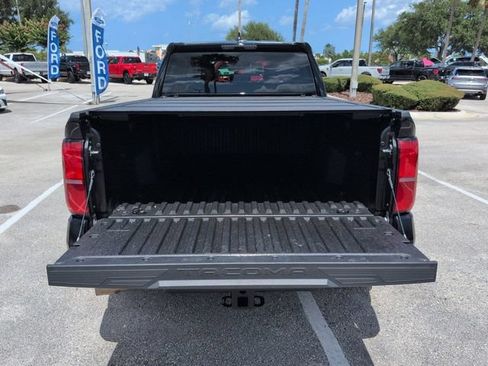 Used 2026 Toyota Tacoma 4x4 Double Cab image 13