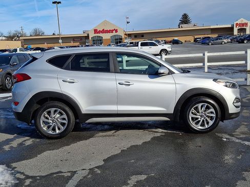 Used 2017 Hyundai Tucson SE Plus w/ Cargo Package image 7