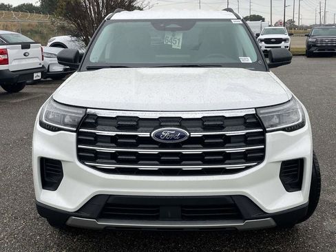 New 2026 Ford Explorer Active RWD image 8